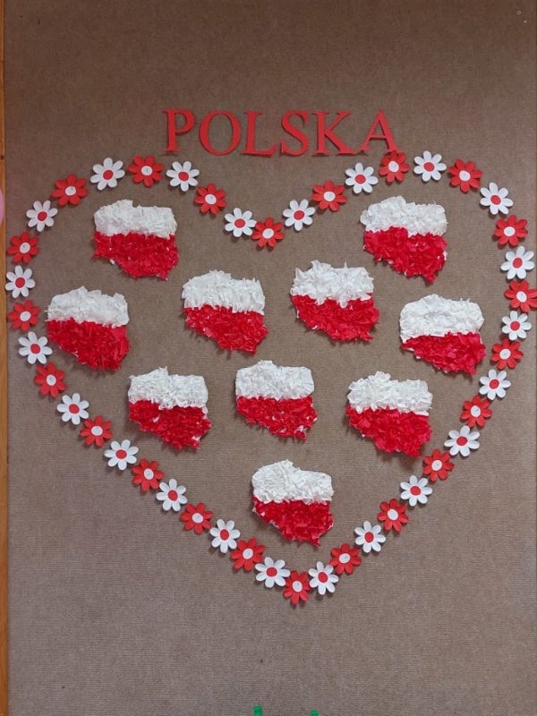 Mapa Polski - wyklejanie bibułą