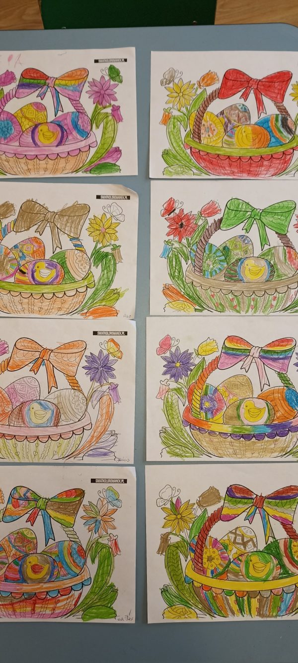 Wielkanocny koszyczek- kolorowanie kredkami