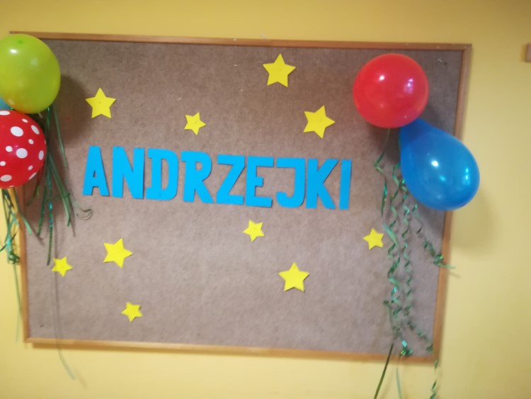 Dekoracja sali na zabawę andrzejkową