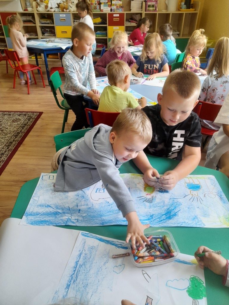 Szczęśliwe dzieci - praca plastyczna w parach- rysowanie pastelami olejnymi